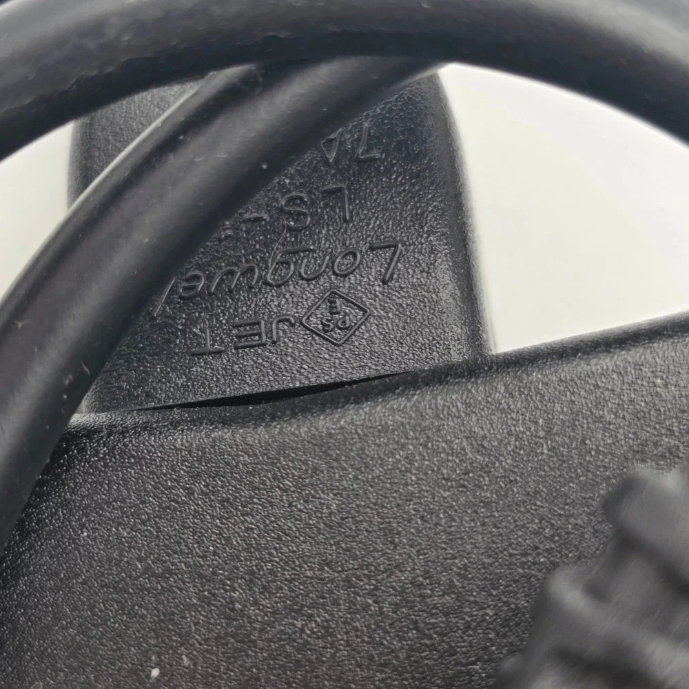 Dell 130W AC Adapter Laptop Charger 19.5V 6.7A VJCH5 LA130PM121 OEM Power Supply